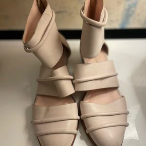 9 M Jay Adoni bootie